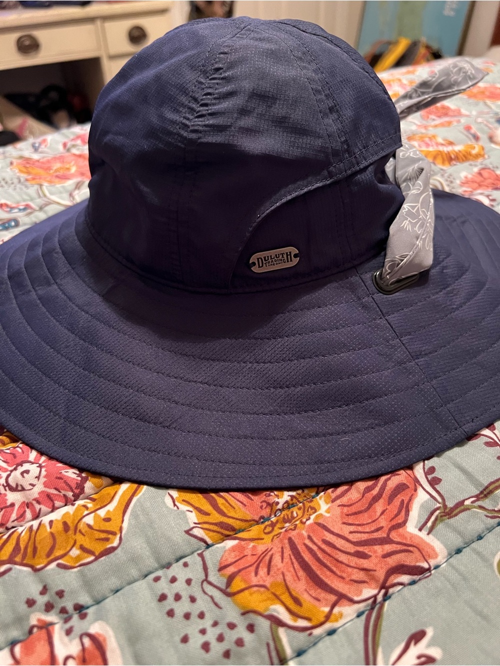 Duluth Trading Co Navy Wide-Brim Sun Hat size L Like new